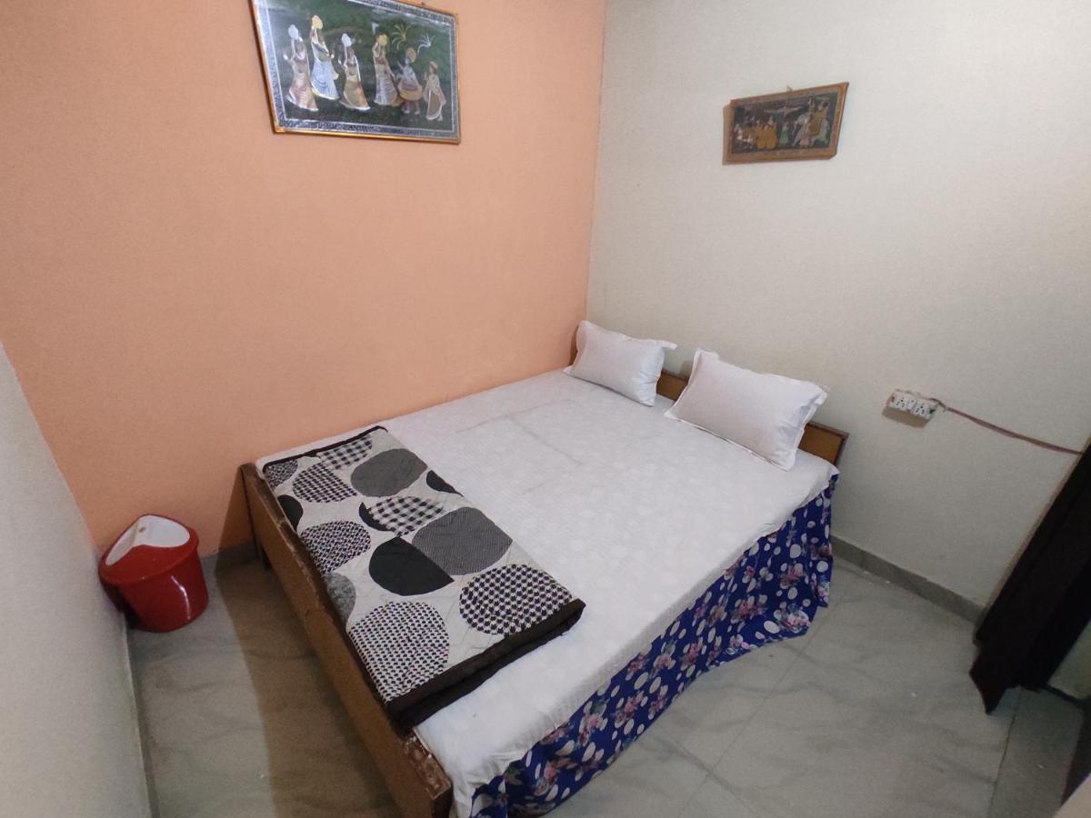 Superinn Home Stay& Guest House Agra  Exterior photo